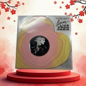 Taylor Swift Lover Live from Paris